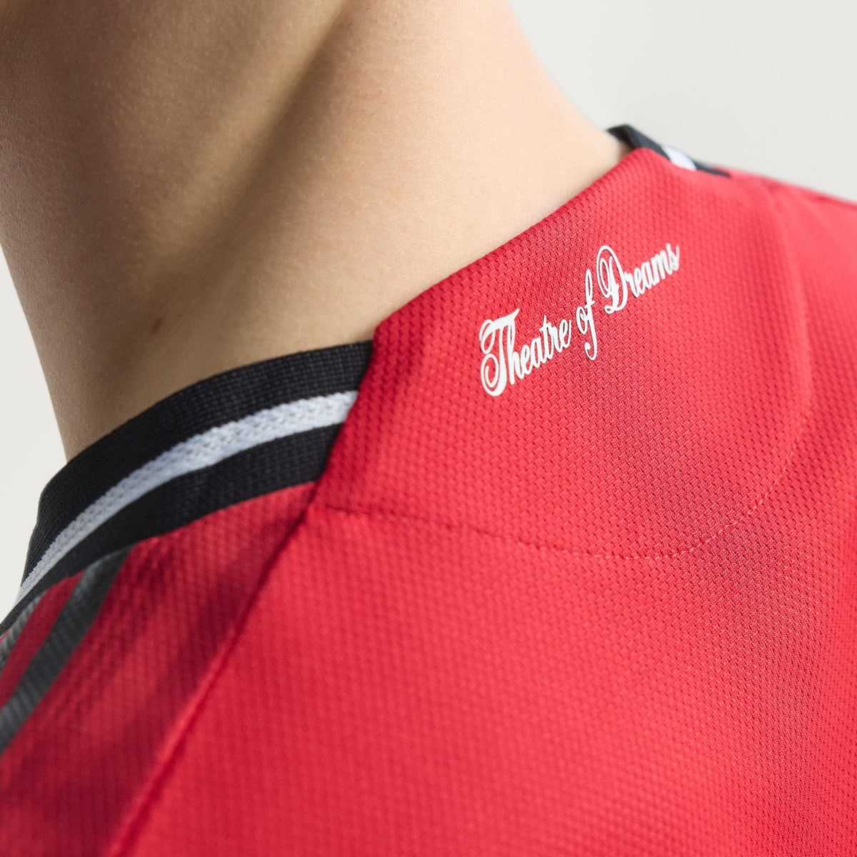 adidas Men's Manchester United Authentic Home Jersey 25/26 w/ NRFR + EPL Patch (Red)